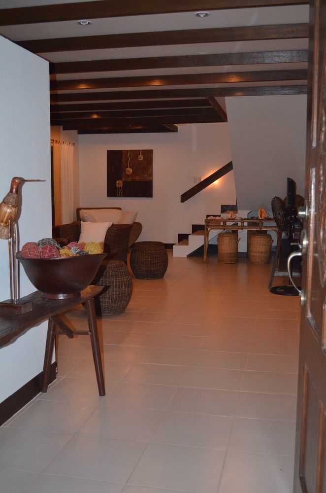 Seahorse Villa Puerto Galera Exterior photo