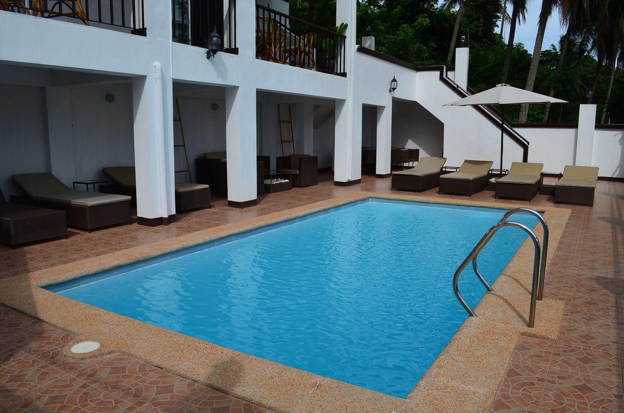 Seahorse Villa Puerto Galera Exterior photo